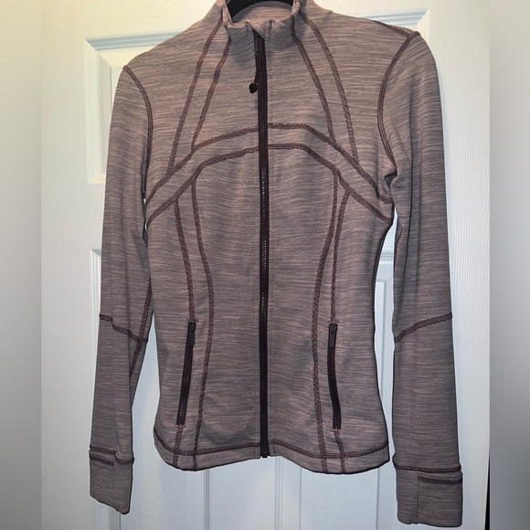 Lululemon define jacket size 6 excellent condition - Picture 1 of 6